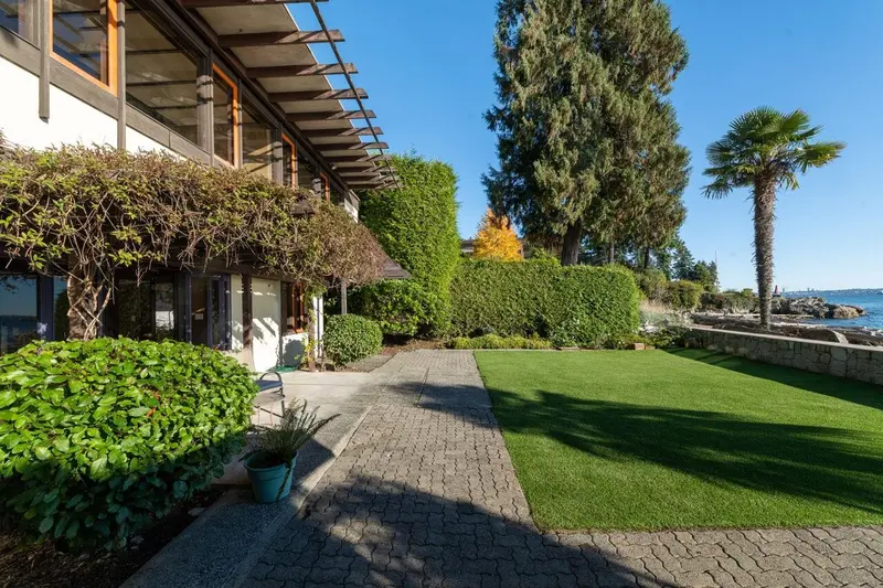 3248 MARINE DRIVE - photo 4 of 25