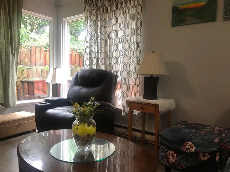 19205 FAIRWAY DRIVE - photo 4 of 17