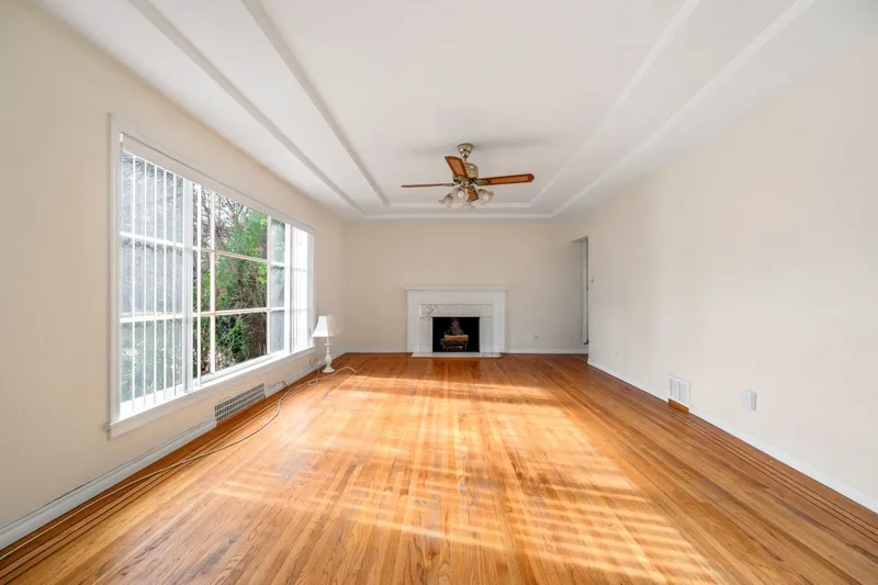 1441 W 49TH AVENUE - photo 3 of 25