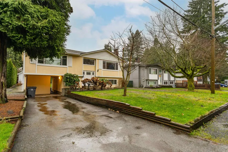 10975 PARTRIDGE CRESCENT - photo 4 of 25