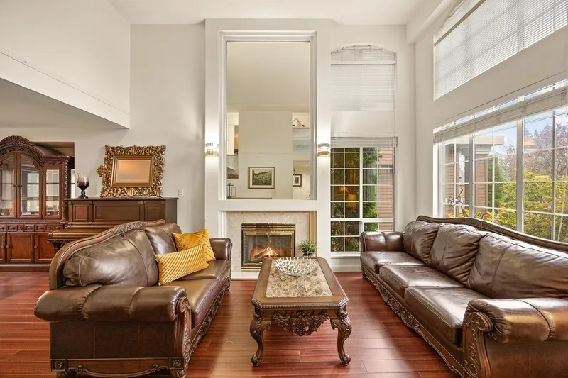 14969 24A AVENUE - photo 3 of 25