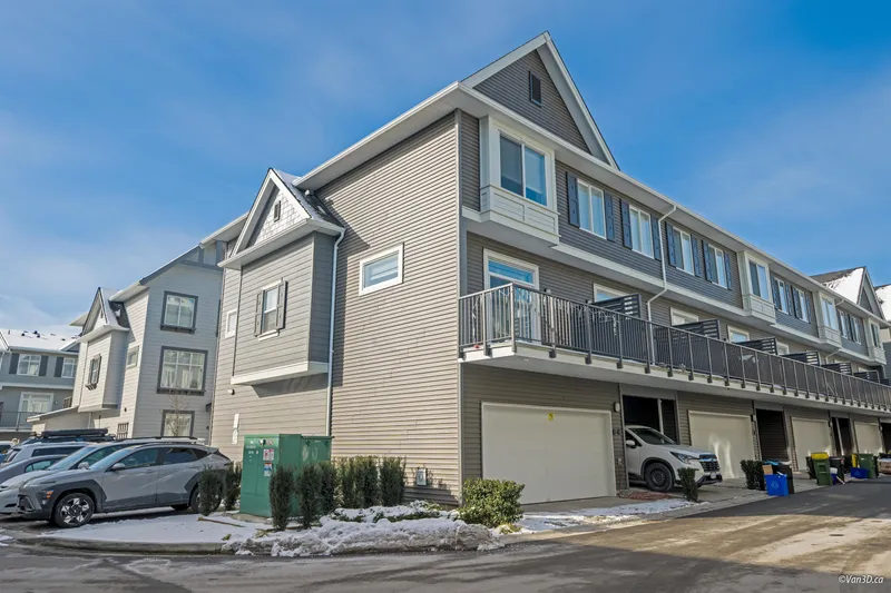 57 15778 85 AVENUE - photo 4 of 25