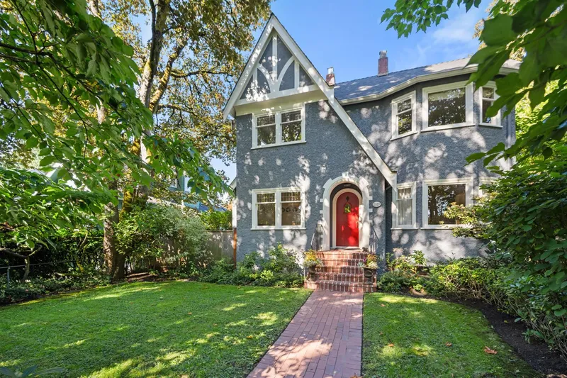 2527 W 37TH AVENUE - photo 2 of 25