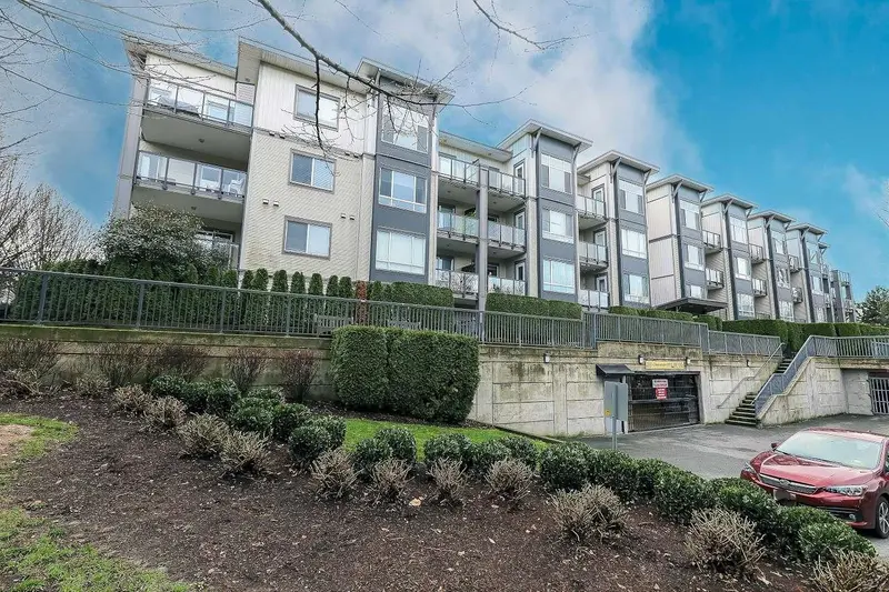 107 2943 NELSON PLACE - photo 3 of 23