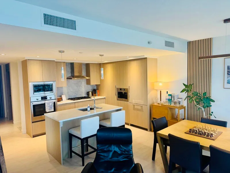 4707 4730 LOUGHEED HIGHWAY - photo 4 of 15