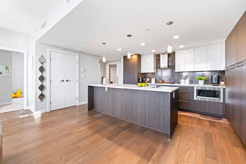 401 5033 CAMBIE STREET - photo 3 of 25