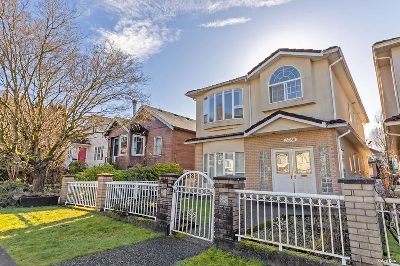 3056 ADANAC STREET - photo 2 of 25