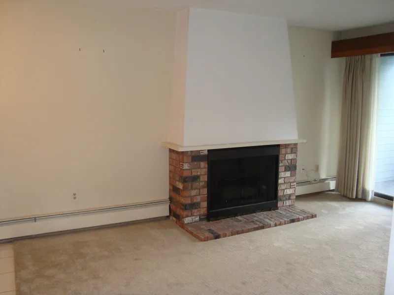 216 3150 PRINCE EDWARD STREET - photo 1 of 10