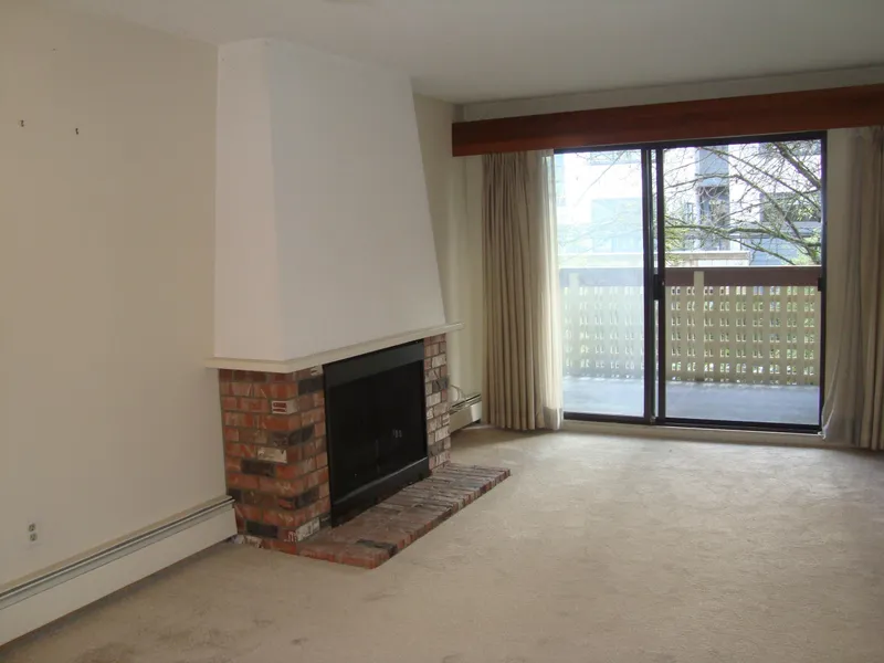 216 3150 PRINCE EDWARD STREET - photo 2 of 10