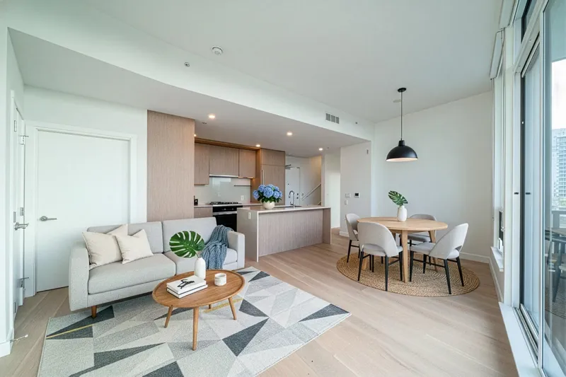 606 5212 CAMBIE STREET - photo 1 of 22