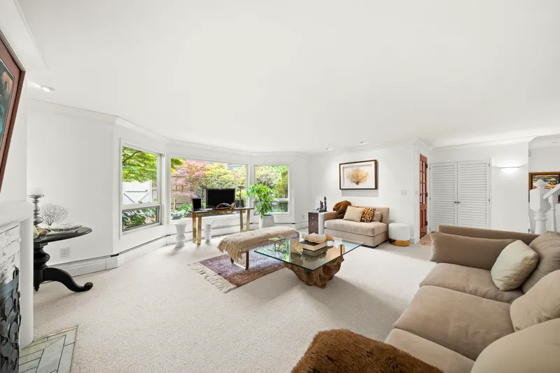 1443 MCRAE AVENUE - photo 1 of 25