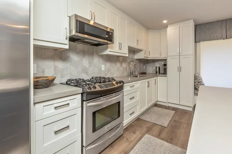 15804 MCBETH ROAD - photo 4 of 25