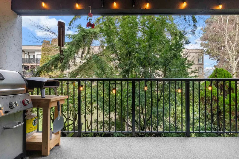 207 8840 NO 1 ROAD - photo 4 of 25