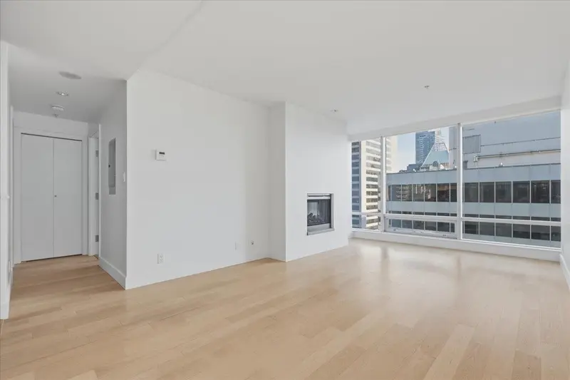 2206 1111 ALBERNI STREET - photo 4 of 24