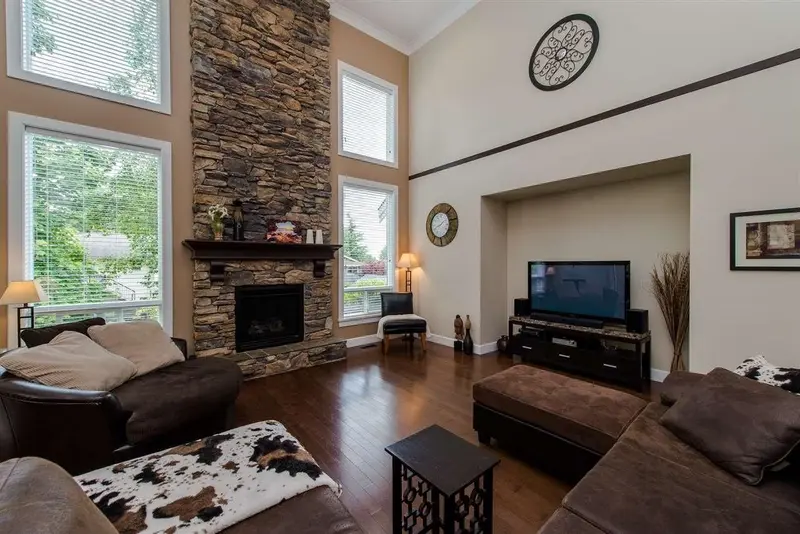 3597 CREEKSTONE DRIVE - photo 3 of 11