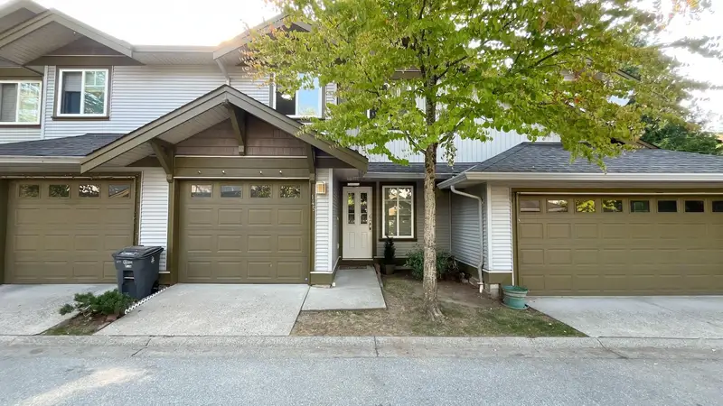 145 12040 68 AVENUE - photo 3 of 25