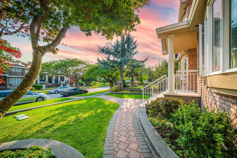 763 W 64TH AVENUE - photo 3 of 25