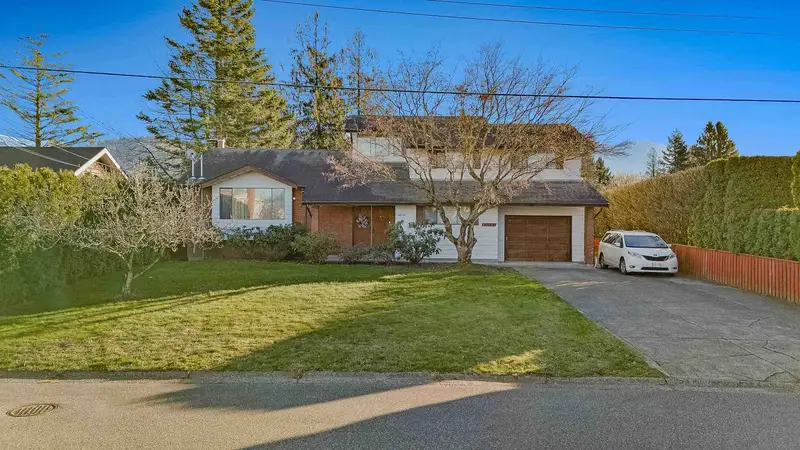 46194 GREENWOOD DRIVE - photo 2 of 25