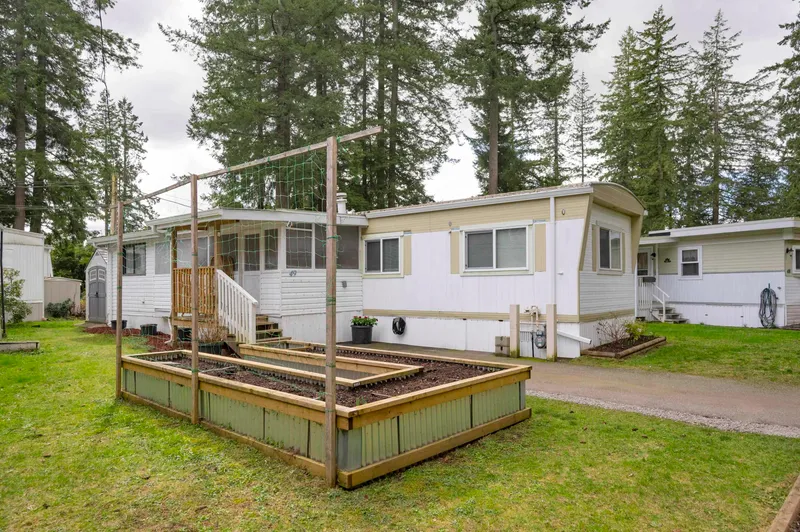 49 20071 24 AVENUE - photo 4 of 25