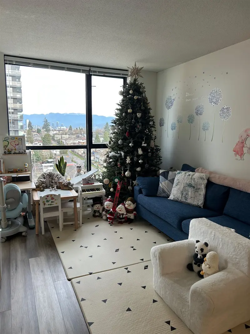 1507 3438 VANNESS AVENUE - photo 3 of 13