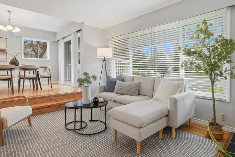 1350 FINLAY STREET - photo 3 of 25