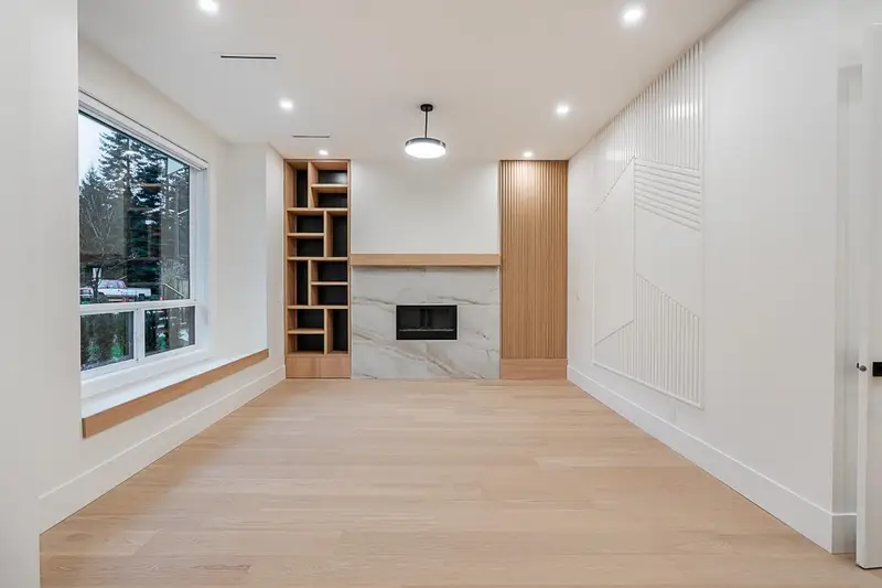 2208 ST GEORGE STREET - photo 4 of 25