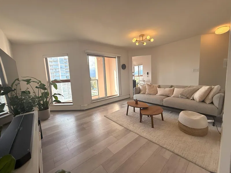 1705 612 FIFTH AVENUE - photo 4 of 25