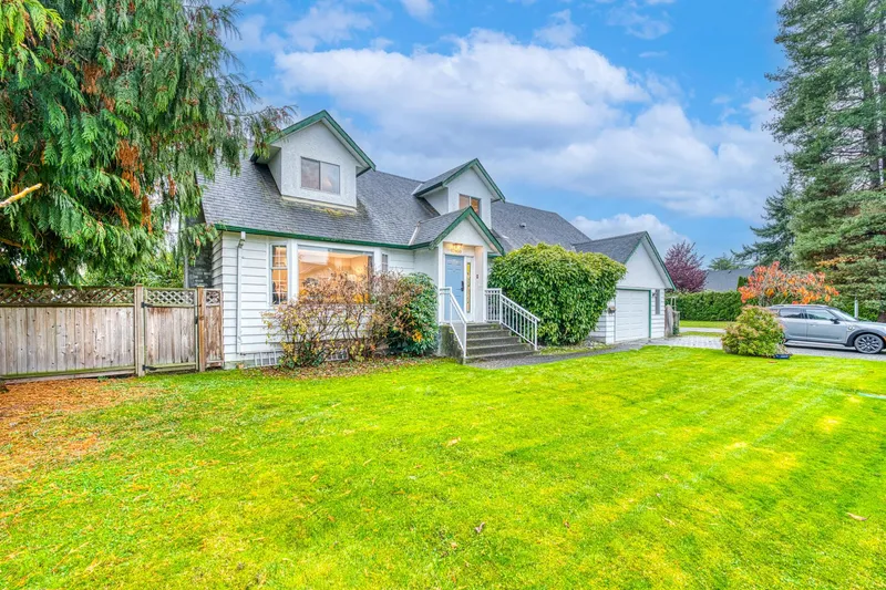 10800 ROCHDALE DRIVE - photo 2 of 25