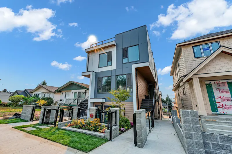 3 262 E 65TH AVENUE - photo 2 of 2