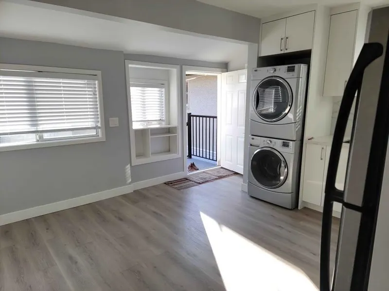 2456 E 19TH AVENUE - photo 4 of 14