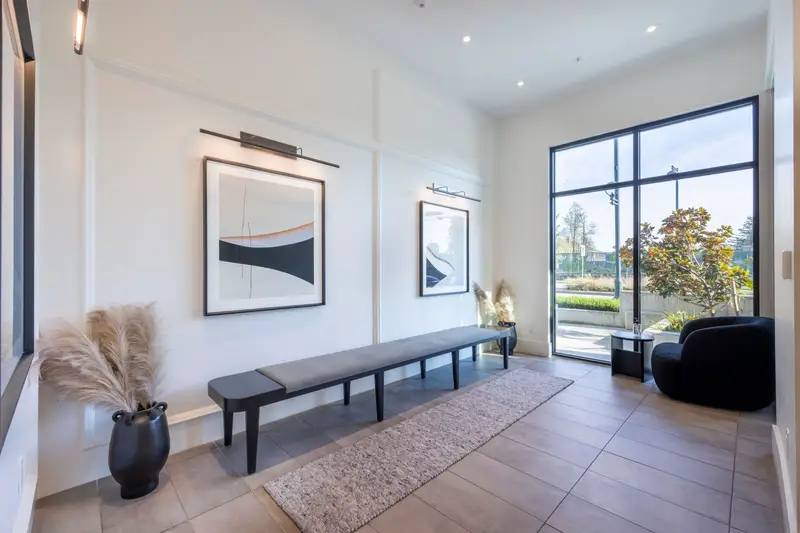 405 13933 105 BOULEVARD - photo 2 of 25