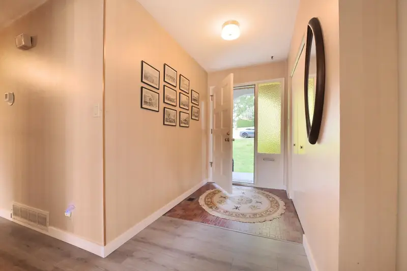 854 GALE DRIVE - photo 2 of 25