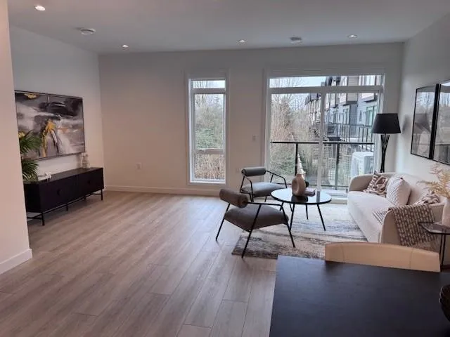 14 4337 BOUNDARY ROAD - photo 3 of 13