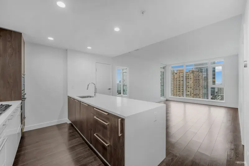 2106 6398 SILVER AVENUE - photo 3 of 25