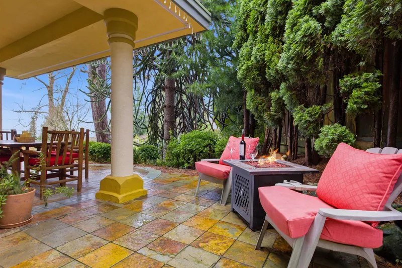 2635 ROSEBERY AVENUE - photo 4 of 24