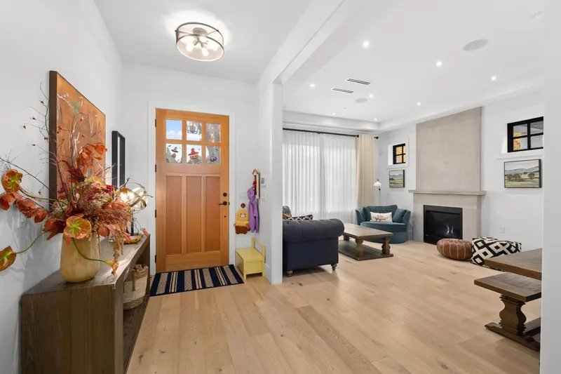 3363 W 15TH AVENUE - photo 3 of 25