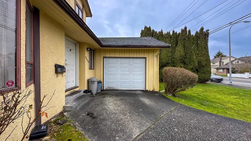 9660 FRANCIS ROAD - photo 2 of 25