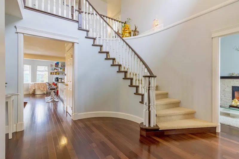 921 CITADEL DRIVE - photo 2 of 25