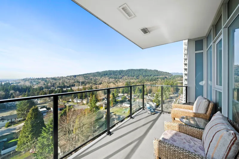 1004 691 NORTH ROAD - photo 3 of 25