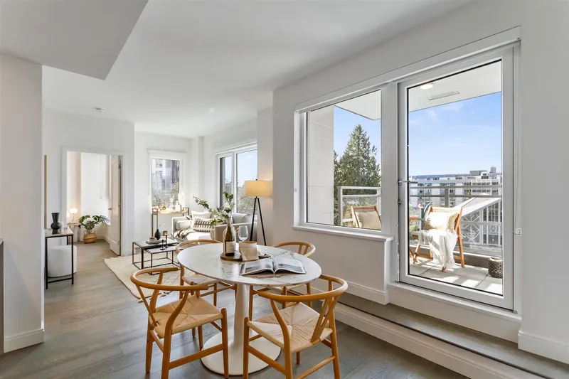 302 4908 CAMBIE STREET - photo 3 of 22