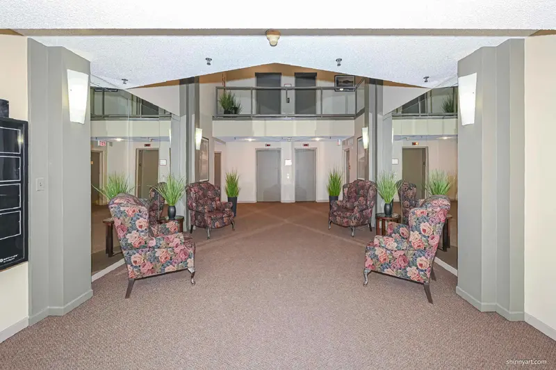 1006 728 PRINCESS STREET - photo 4 of 25