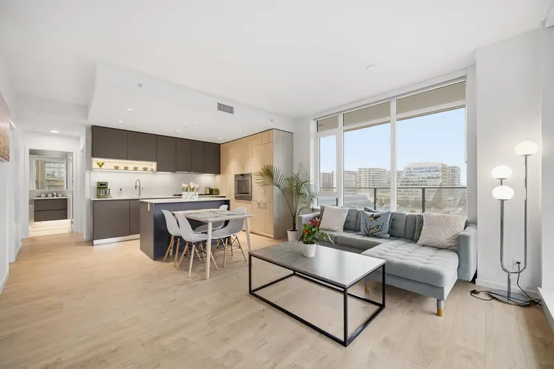 619 6300 MINORU BOULEVARD - photo 3 of 25