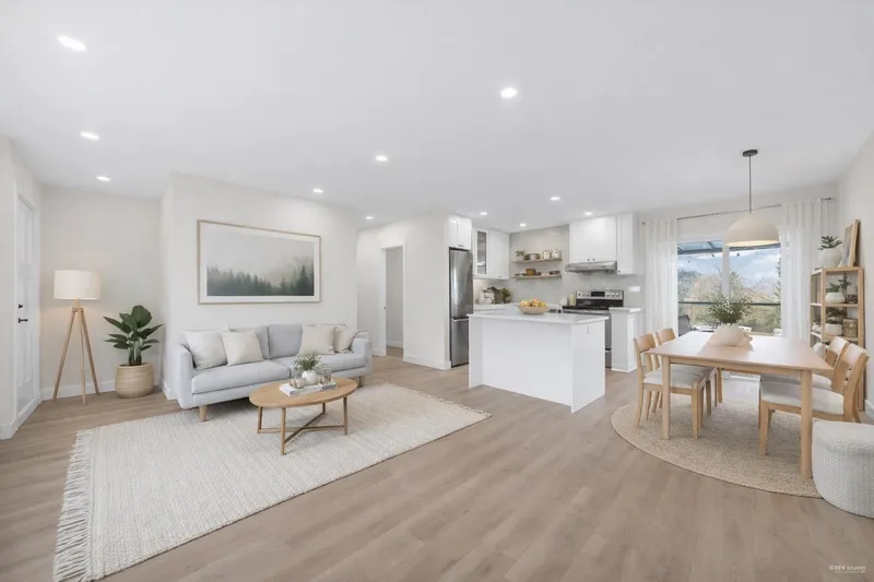 7247 BARNET ROAD - photo 1 of 25