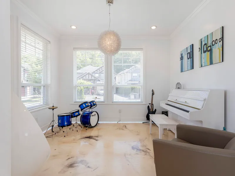 6455 143RD STREET - photo 4 of 25