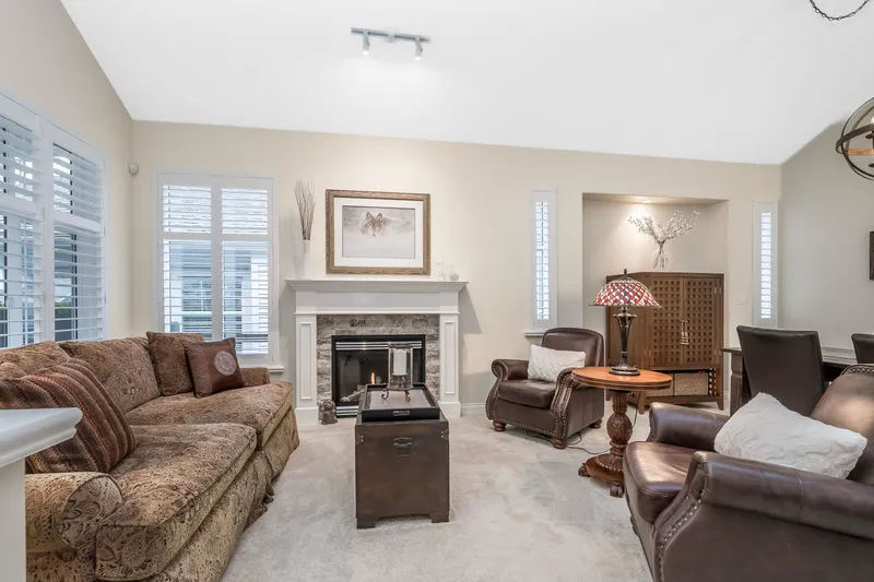 55 3500 144 STREET - photo 4 of 25