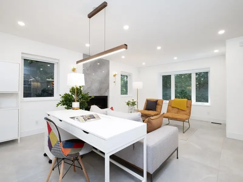 4283 CAPILANO ROAD - photo 2 of 25