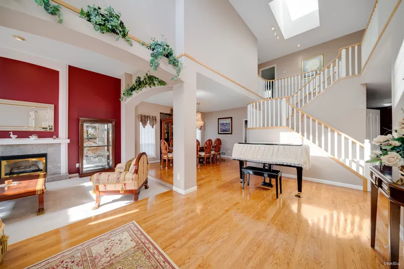 2551 SAPPHIRE PLACE - photo 3 of 25