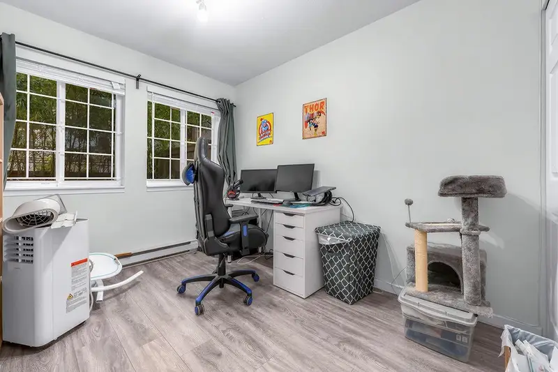 14 7831 GARDEN CITY ROAD - photo 4 of 25