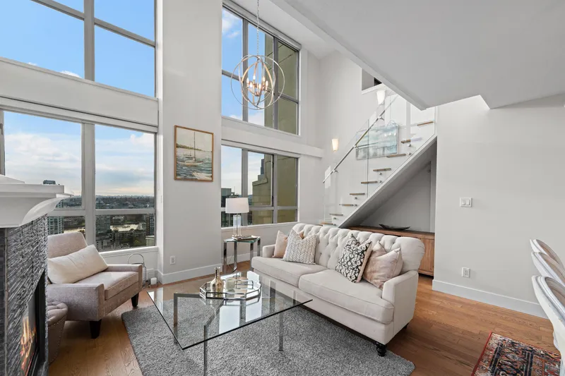 2204 1238 RICHARDS STREET - photo 4 of 25