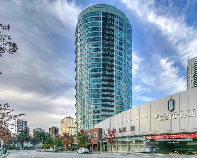 2103 6088 WILLINGDON AVENUE - photo 1 of 21